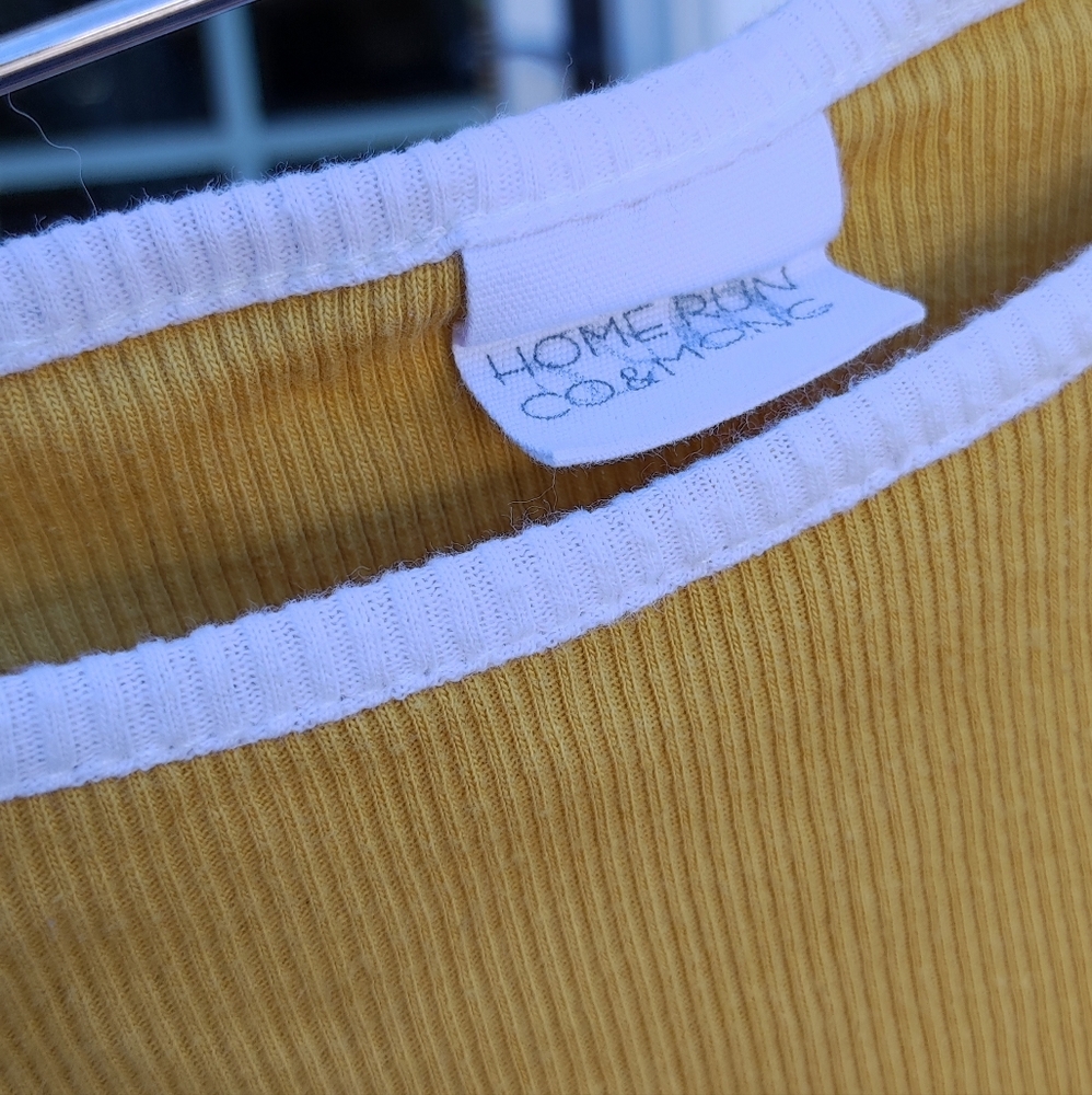Yellow Tanktop - Picture 2 of 3